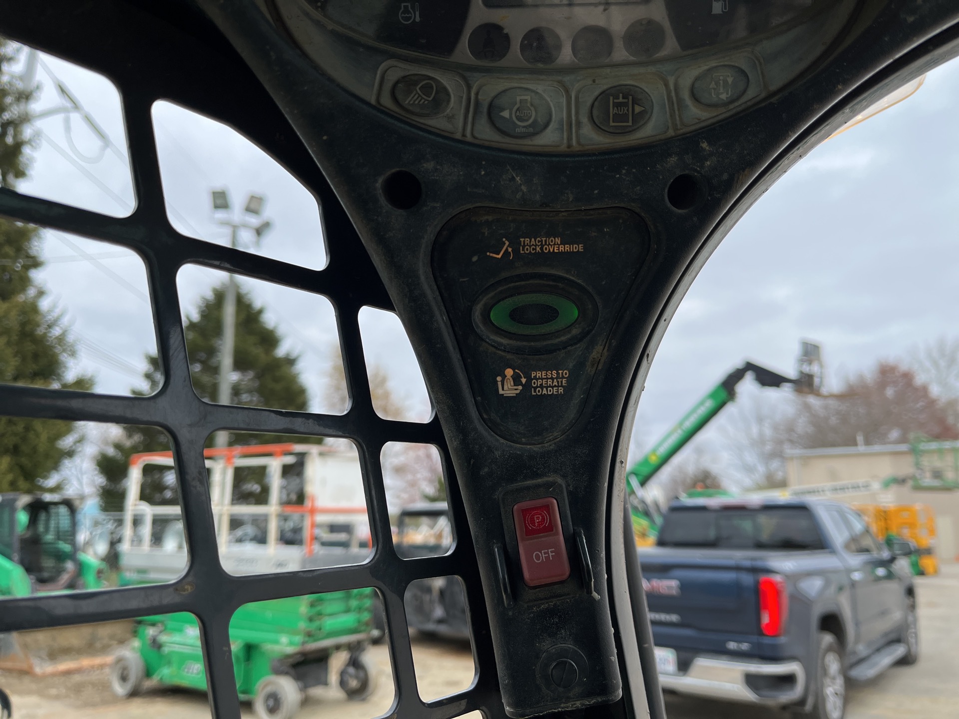Photo - 18