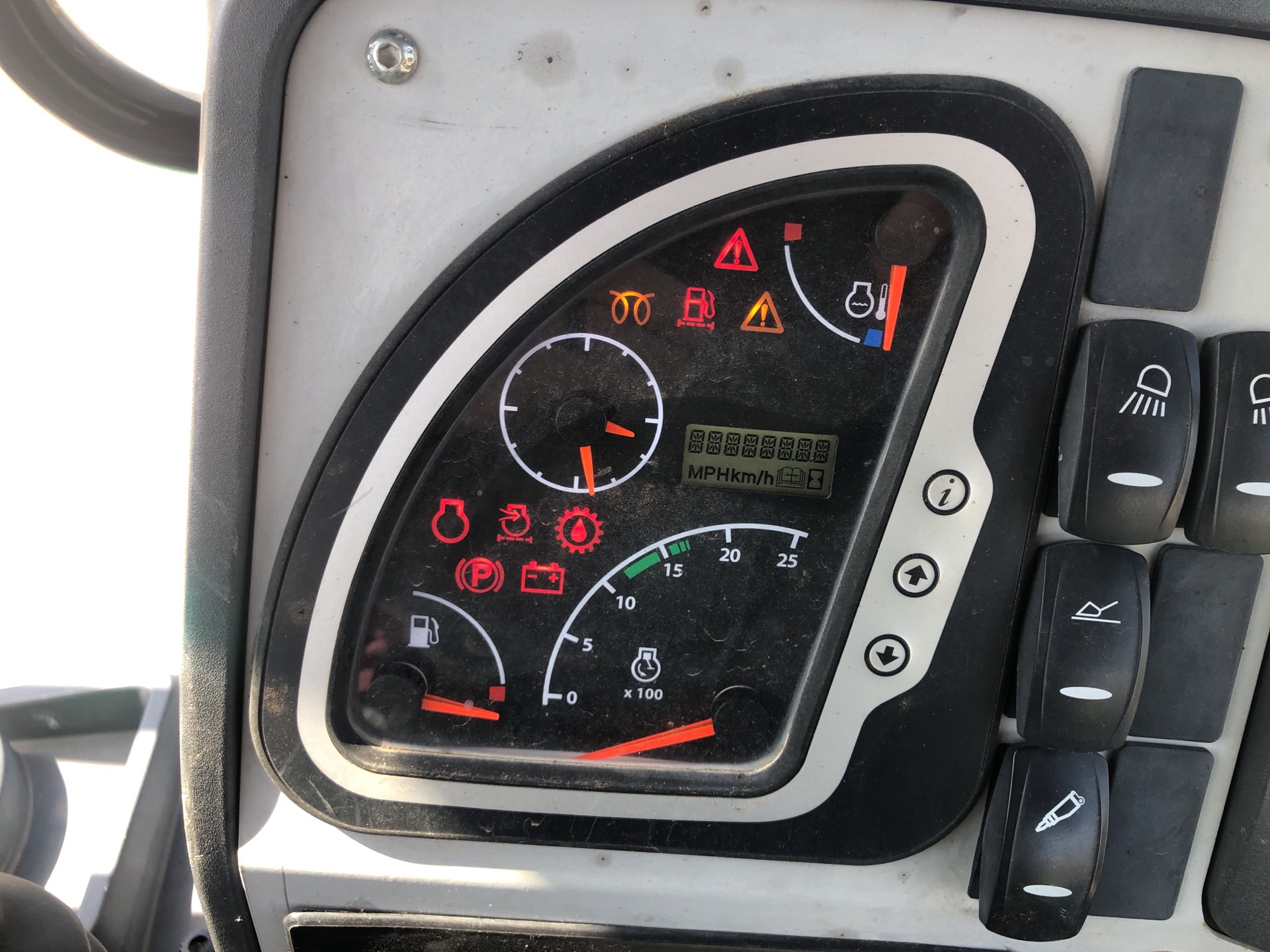 Photo - 17