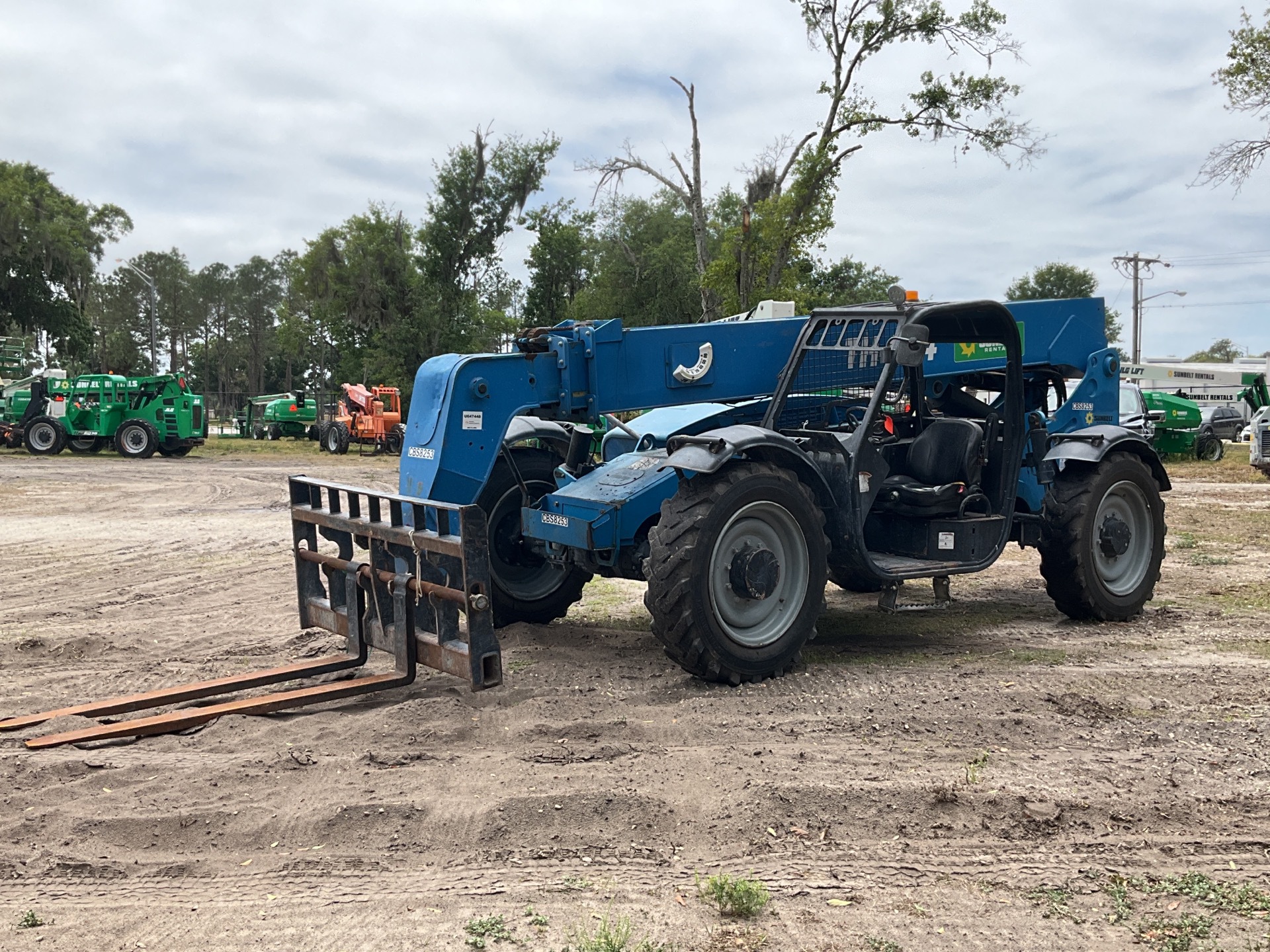 2017 Genie GTH-844 Telehandler