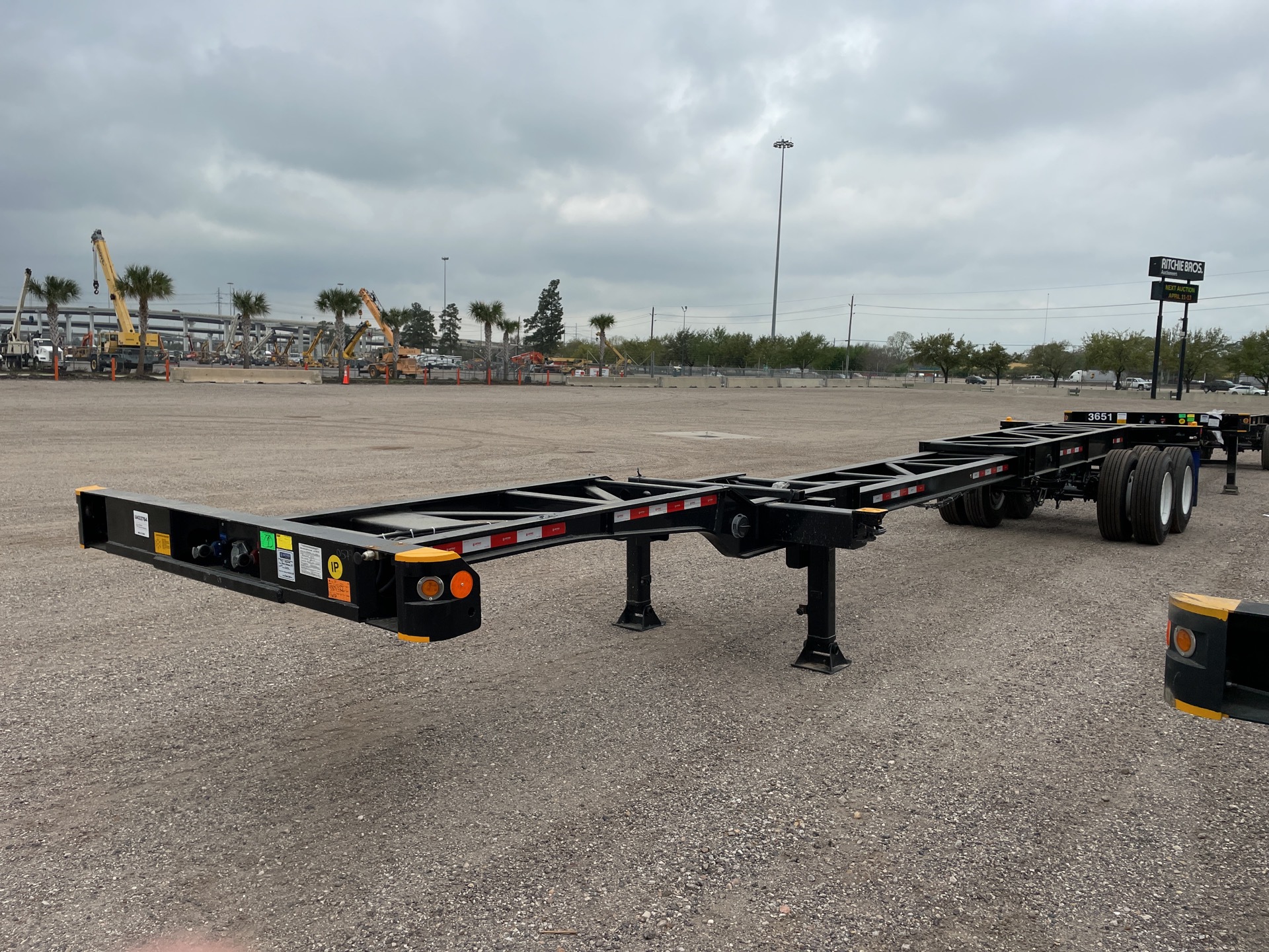 2023 Atro T/A Extendable 20 ft -40 ft Container Trailer (Unused)