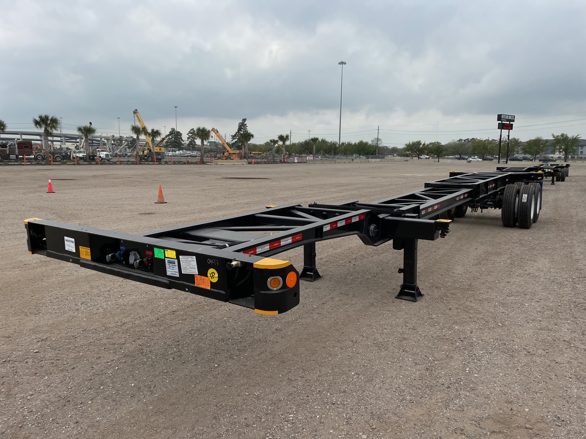 2023 Atro T/A Extendable 20 ft -40 ft Container Trailer (Unused)