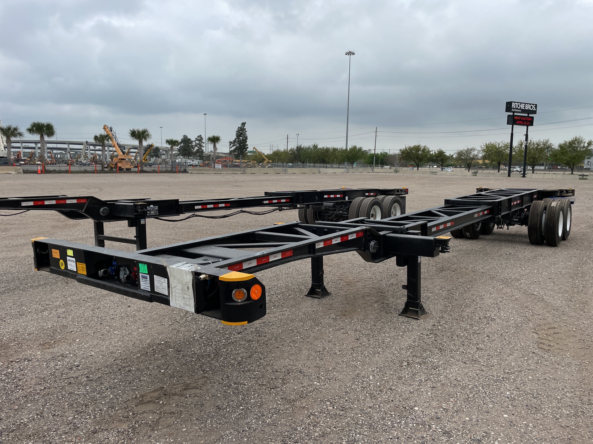 2023 Atro T/A Extendable 20 ft -40 ft Container Trailer (Unused)