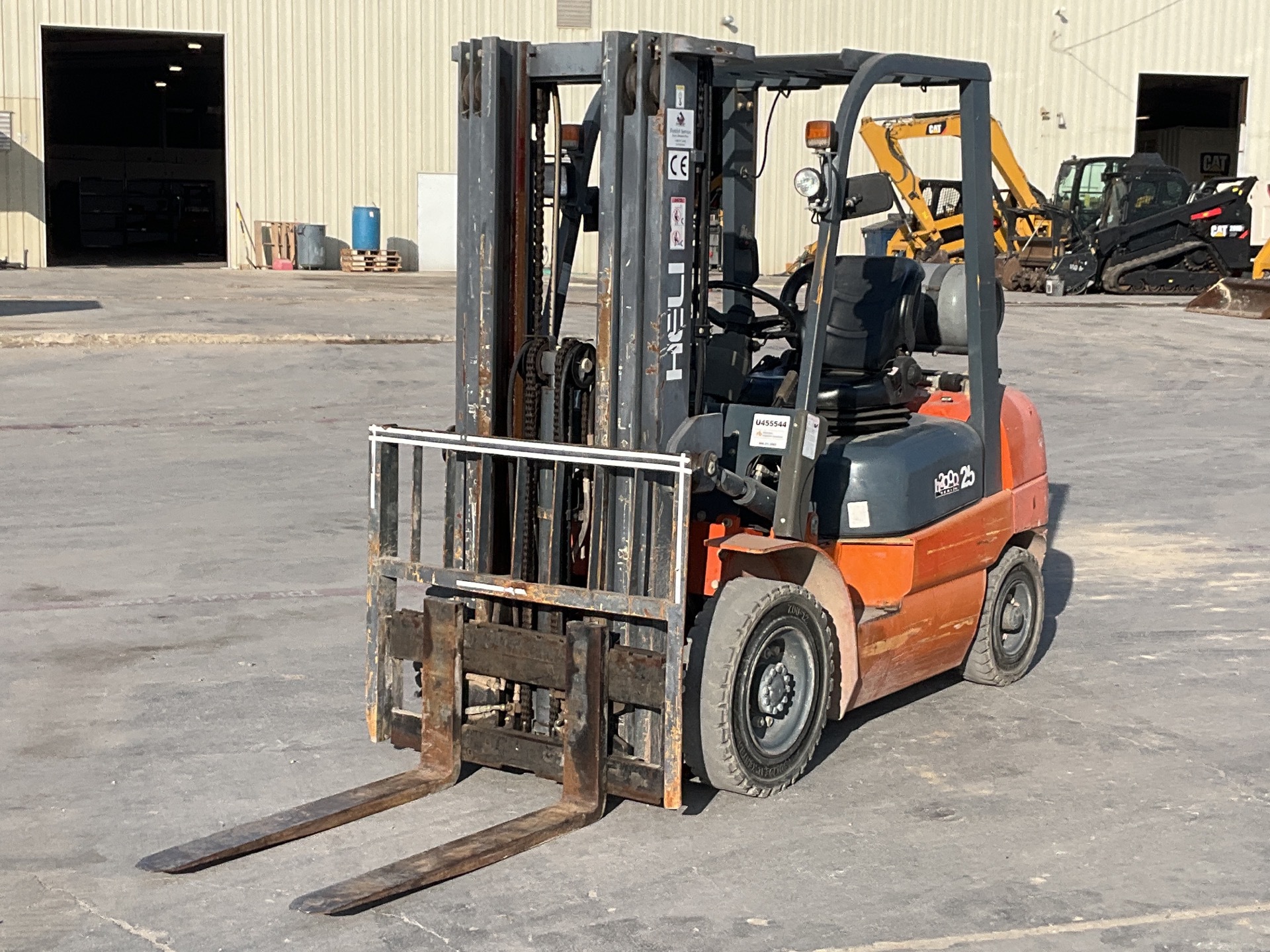 2017 Heli CPYD25-TY5 4600 lb Pneumatic Tire Forklift