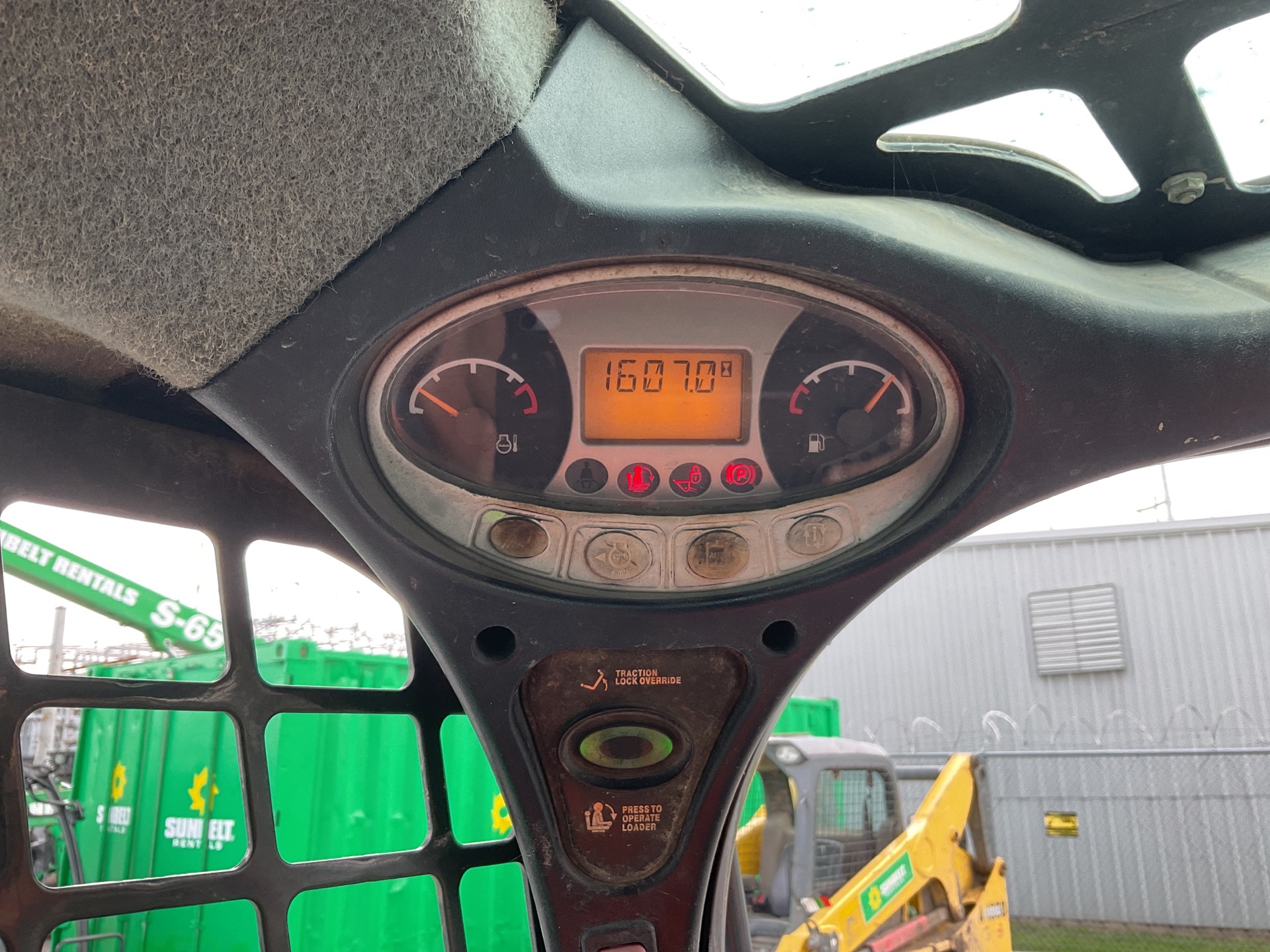 Photo - 19