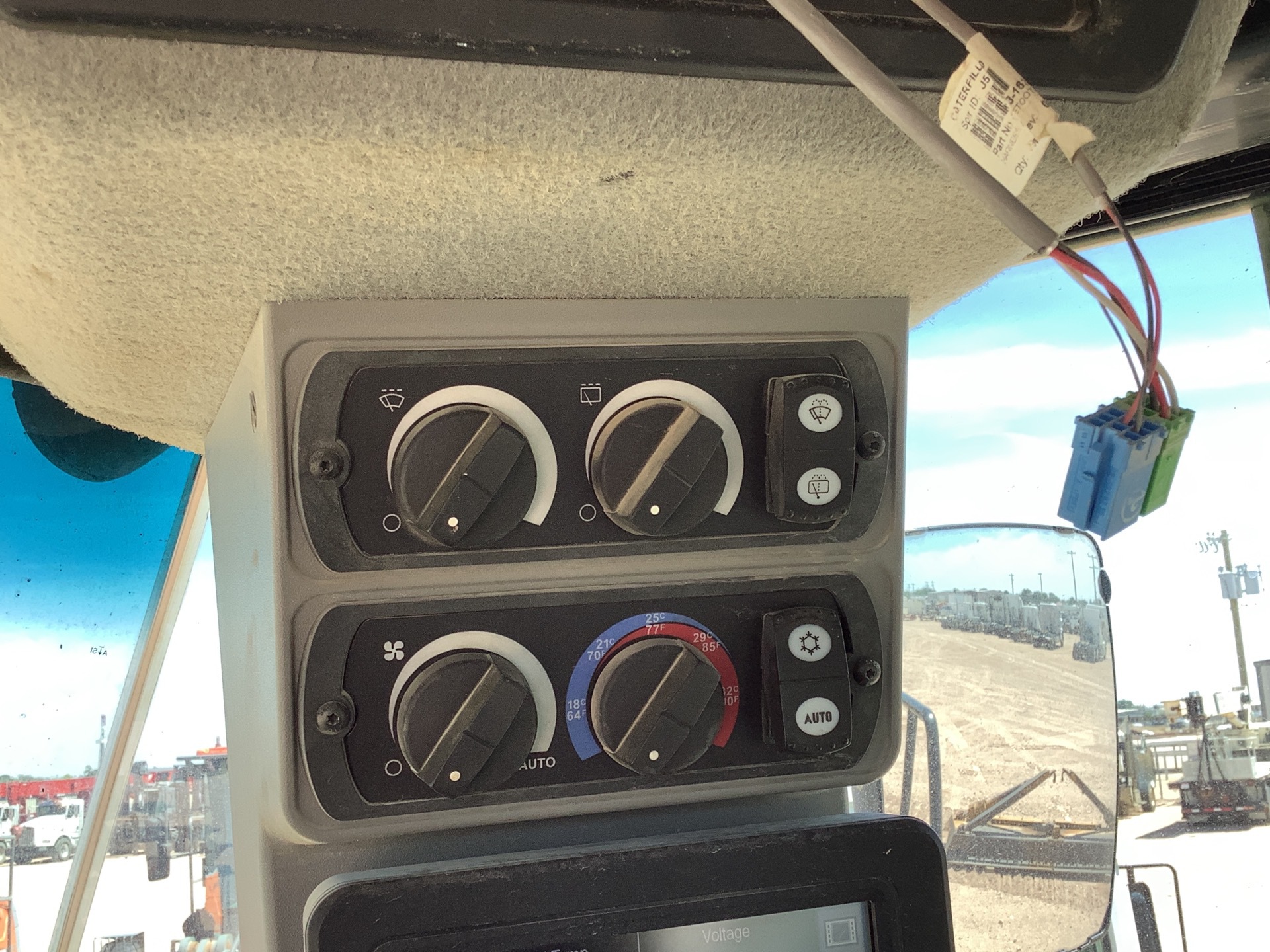 Photo - 8