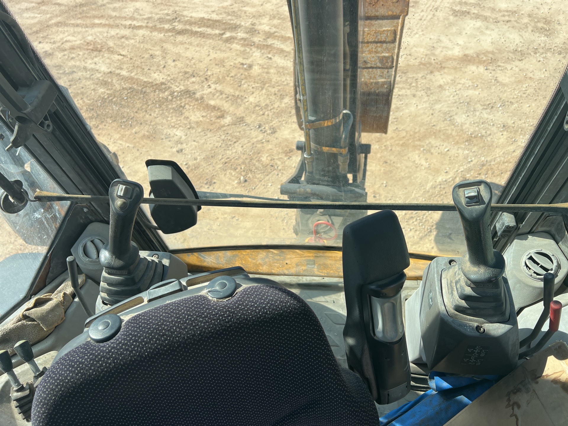 Photo - 12