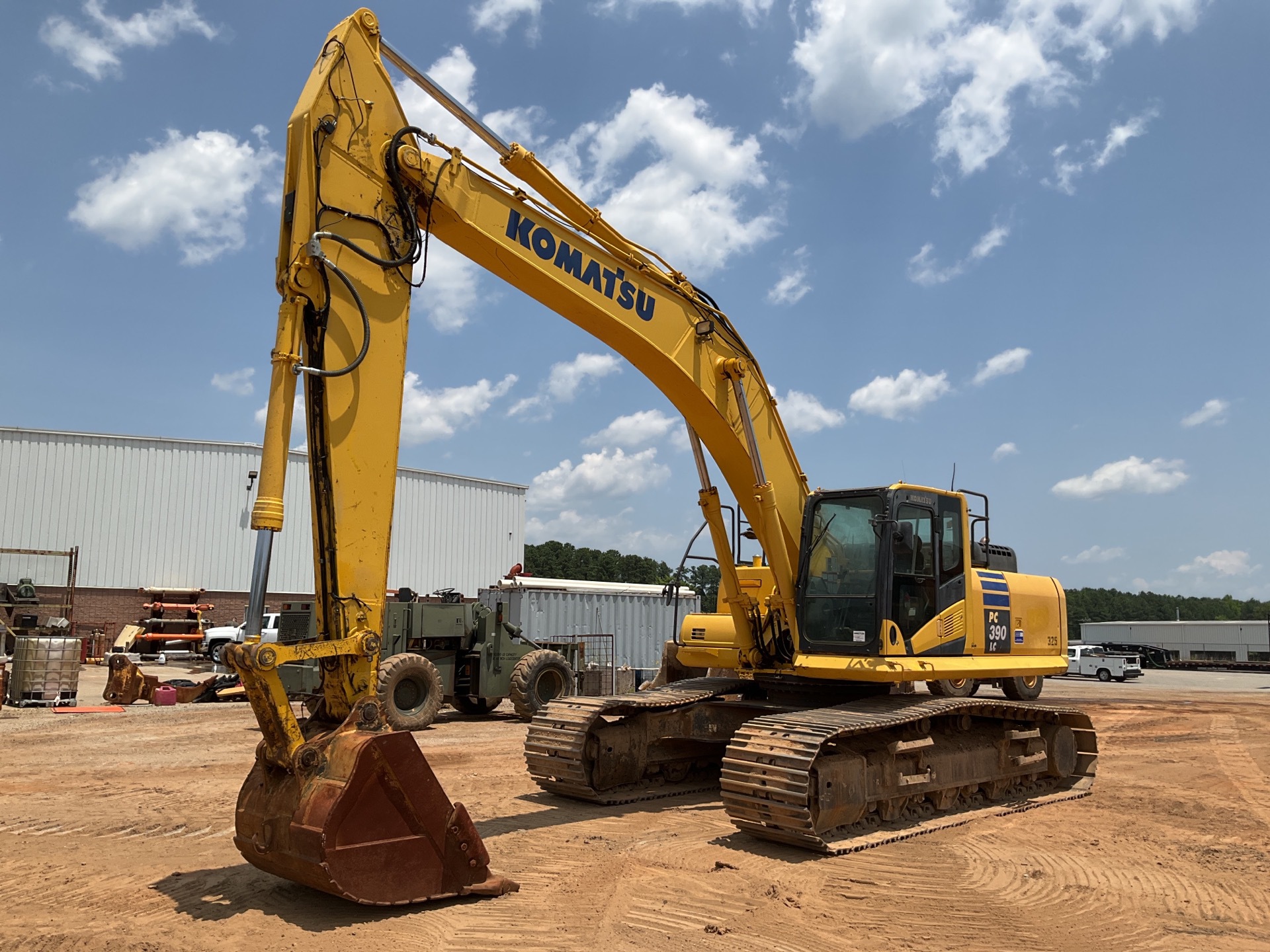 2015 Komatsu PC390LC-10 Tracked Excavator