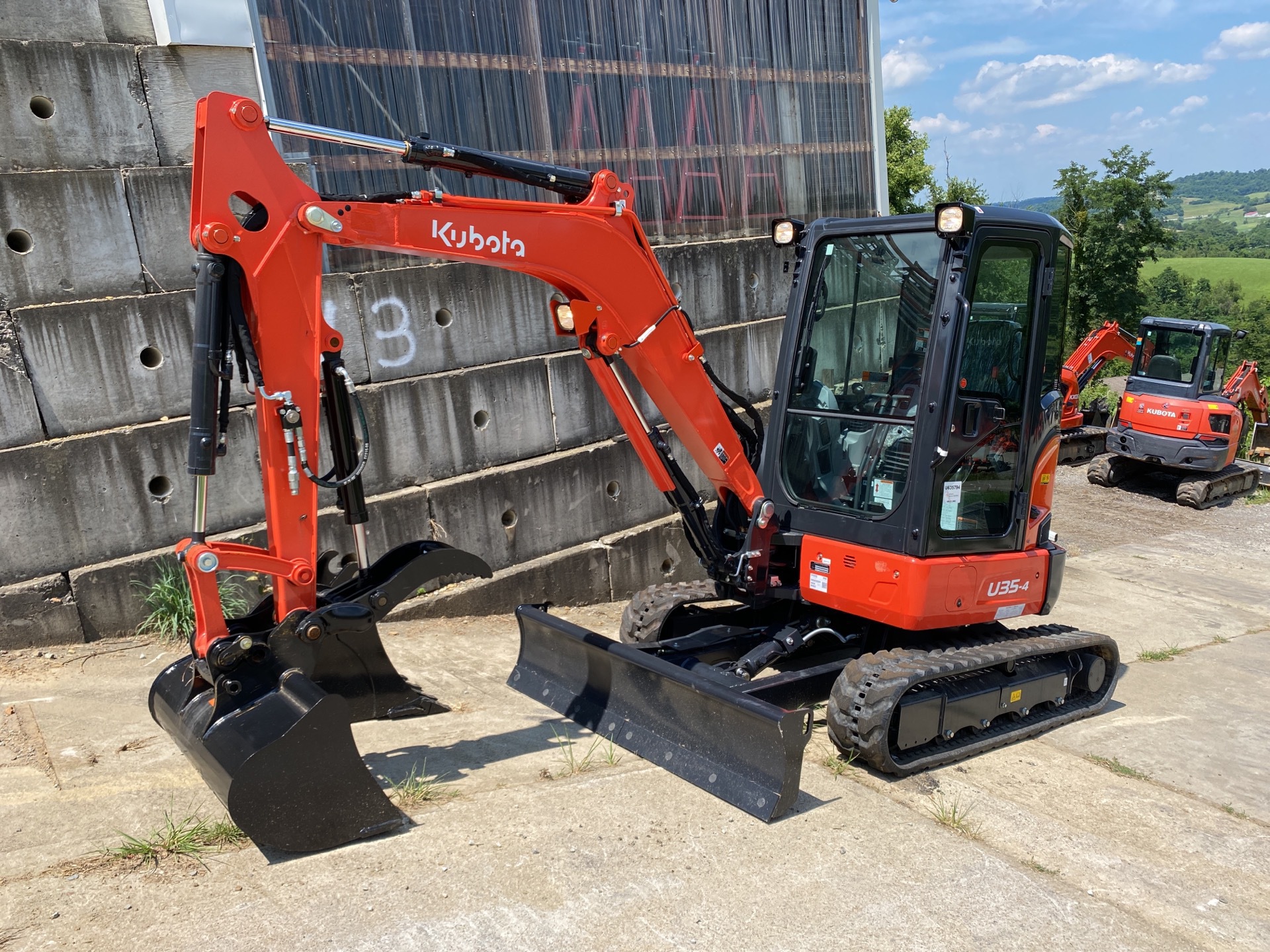 2022 Kubota U35-4R3A Mini Excavator