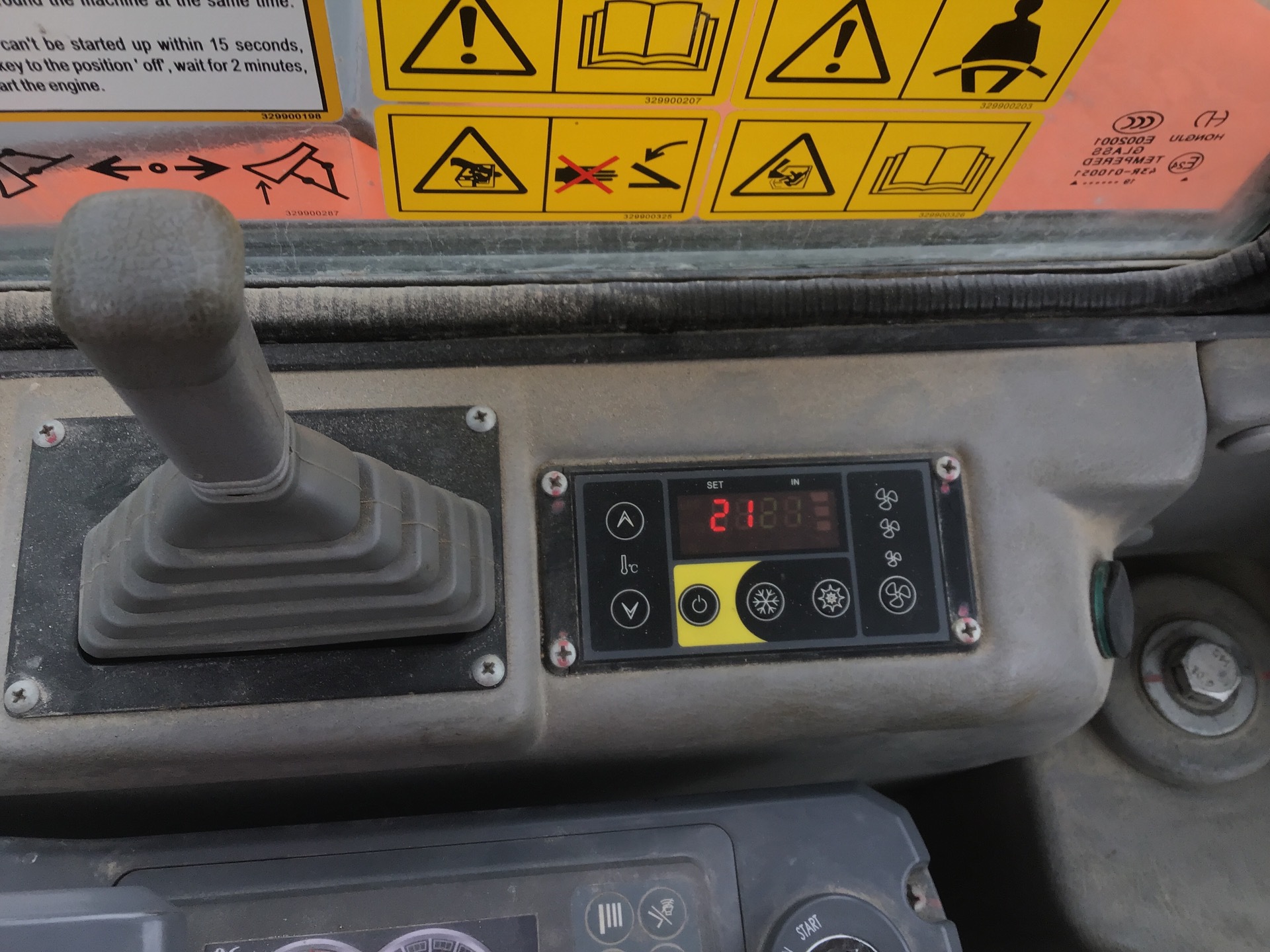 Photo - 25