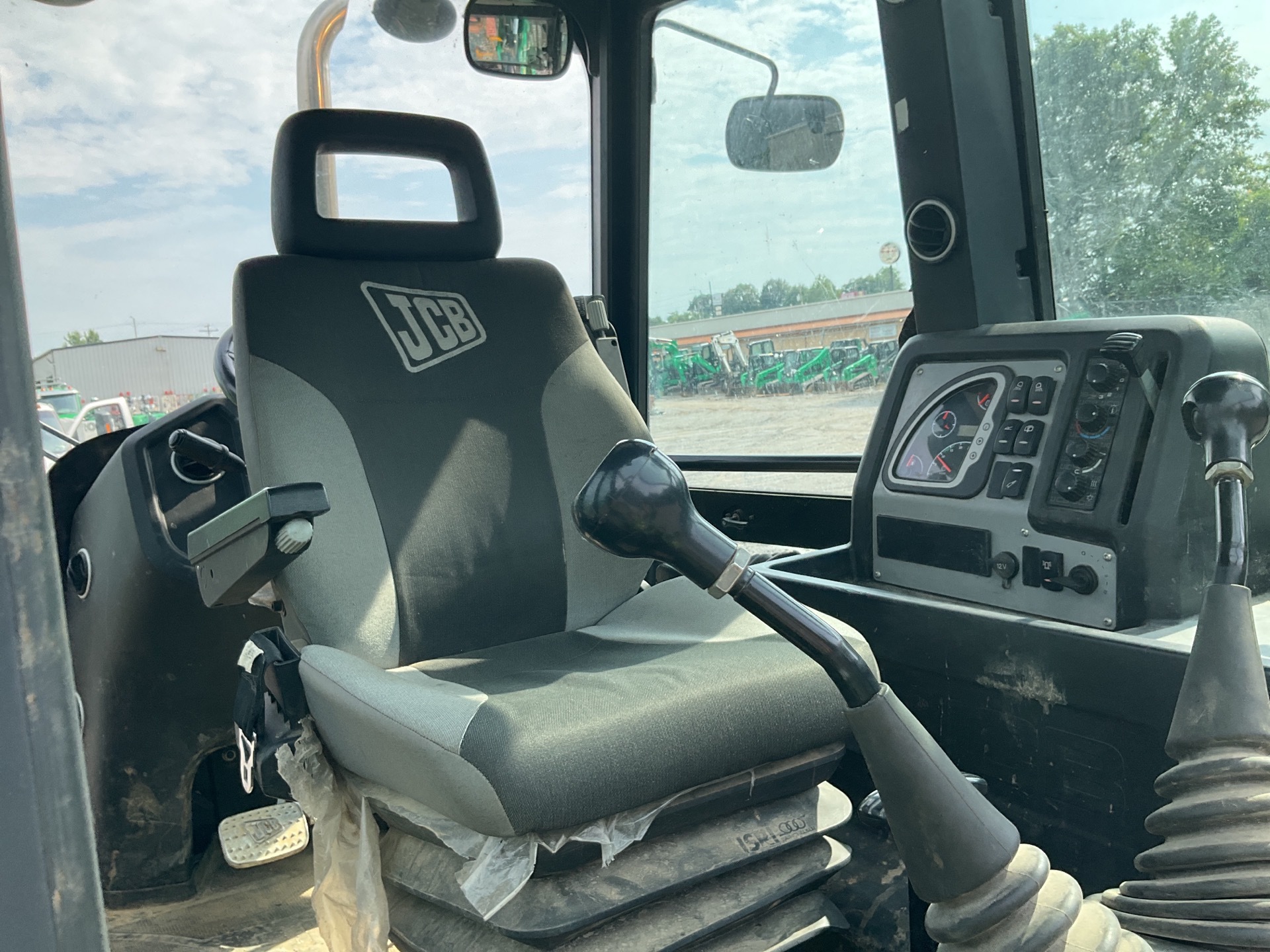 Photo - 17