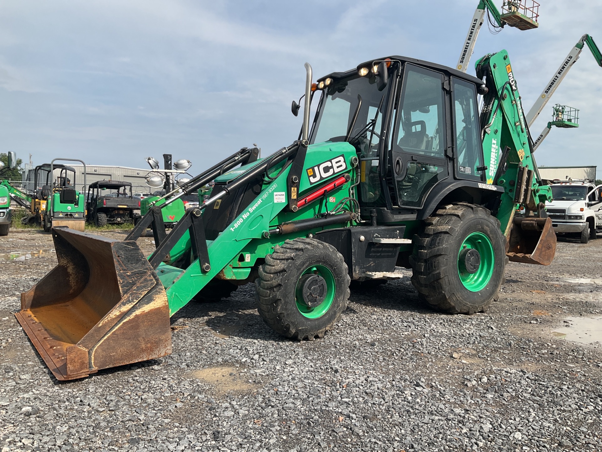 2018 JCB 3CXR14L4CM 4x4 Backhoe Loader