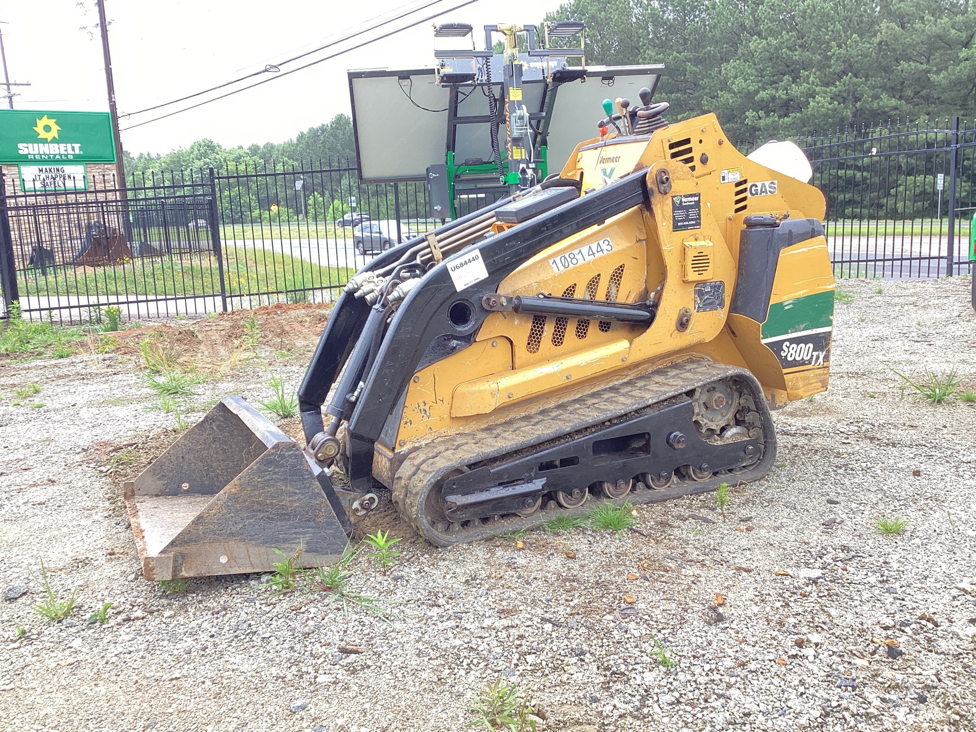 2017 Vermeer S800TX Mini Compact Track Loader