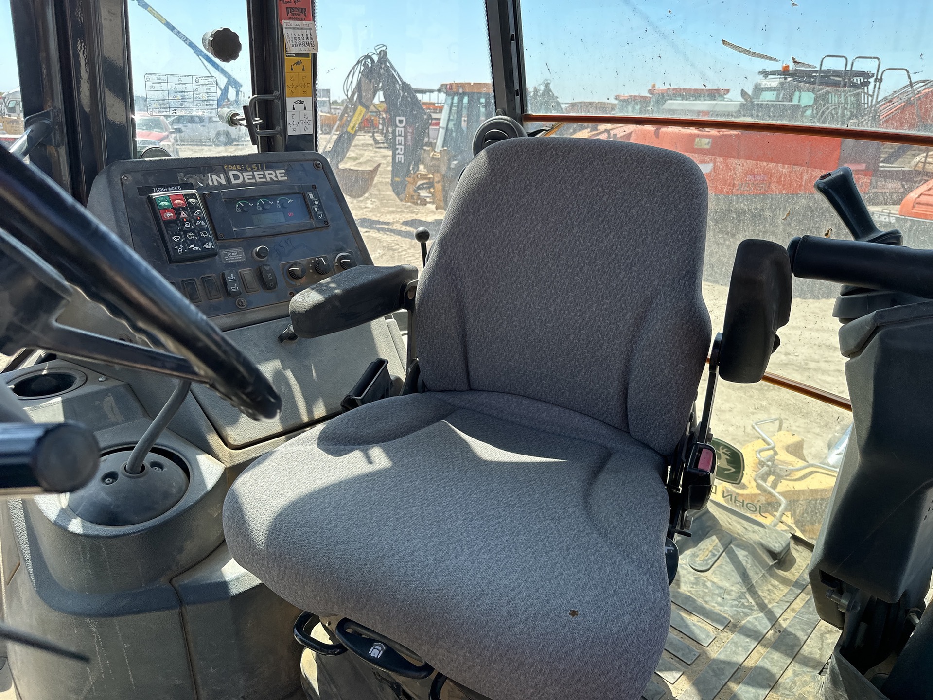 Photo - 12
