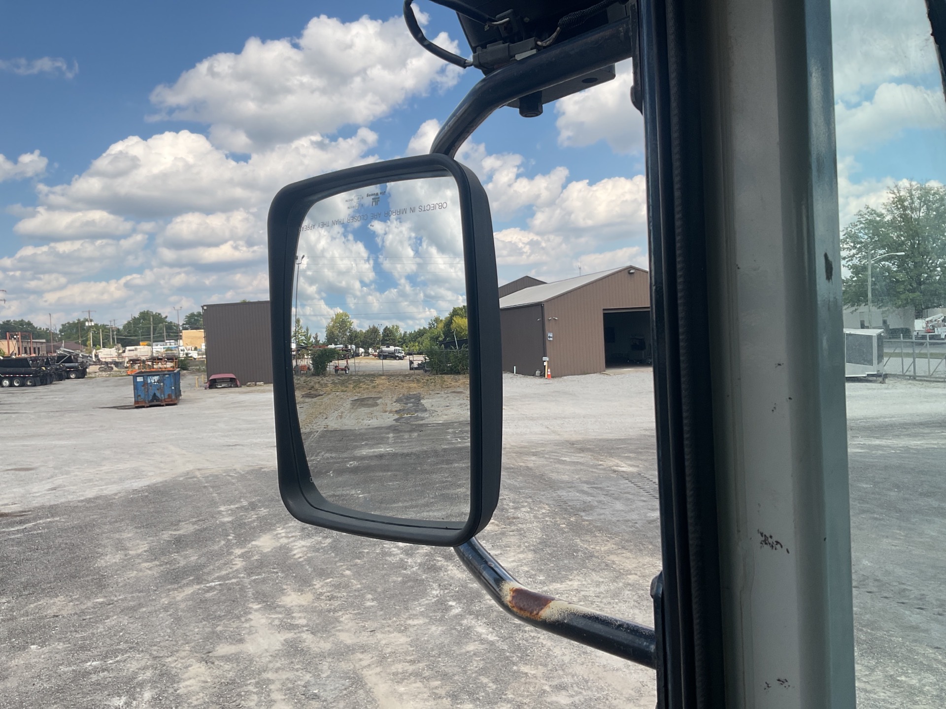 Photo - 12