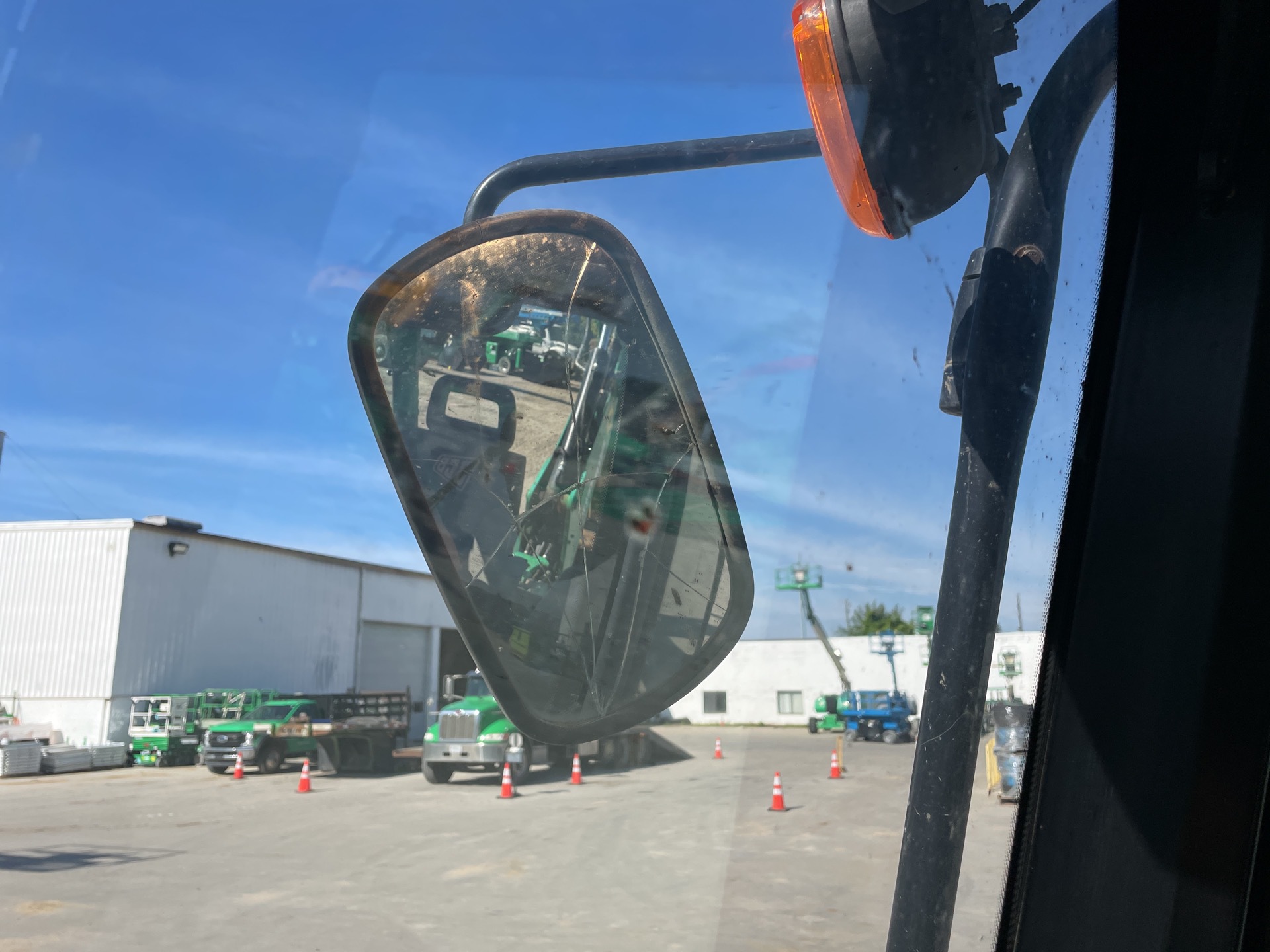 Photo - 16