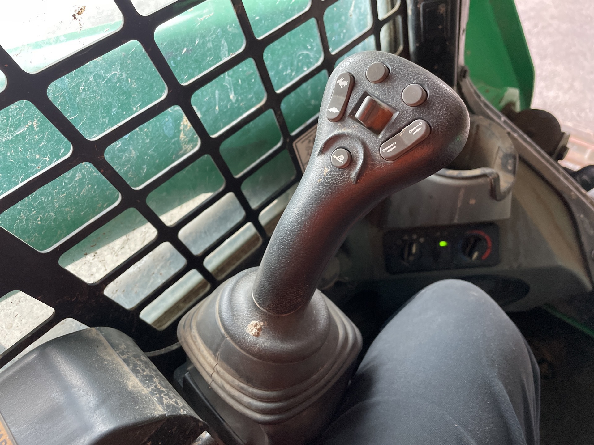 Photo - 19
