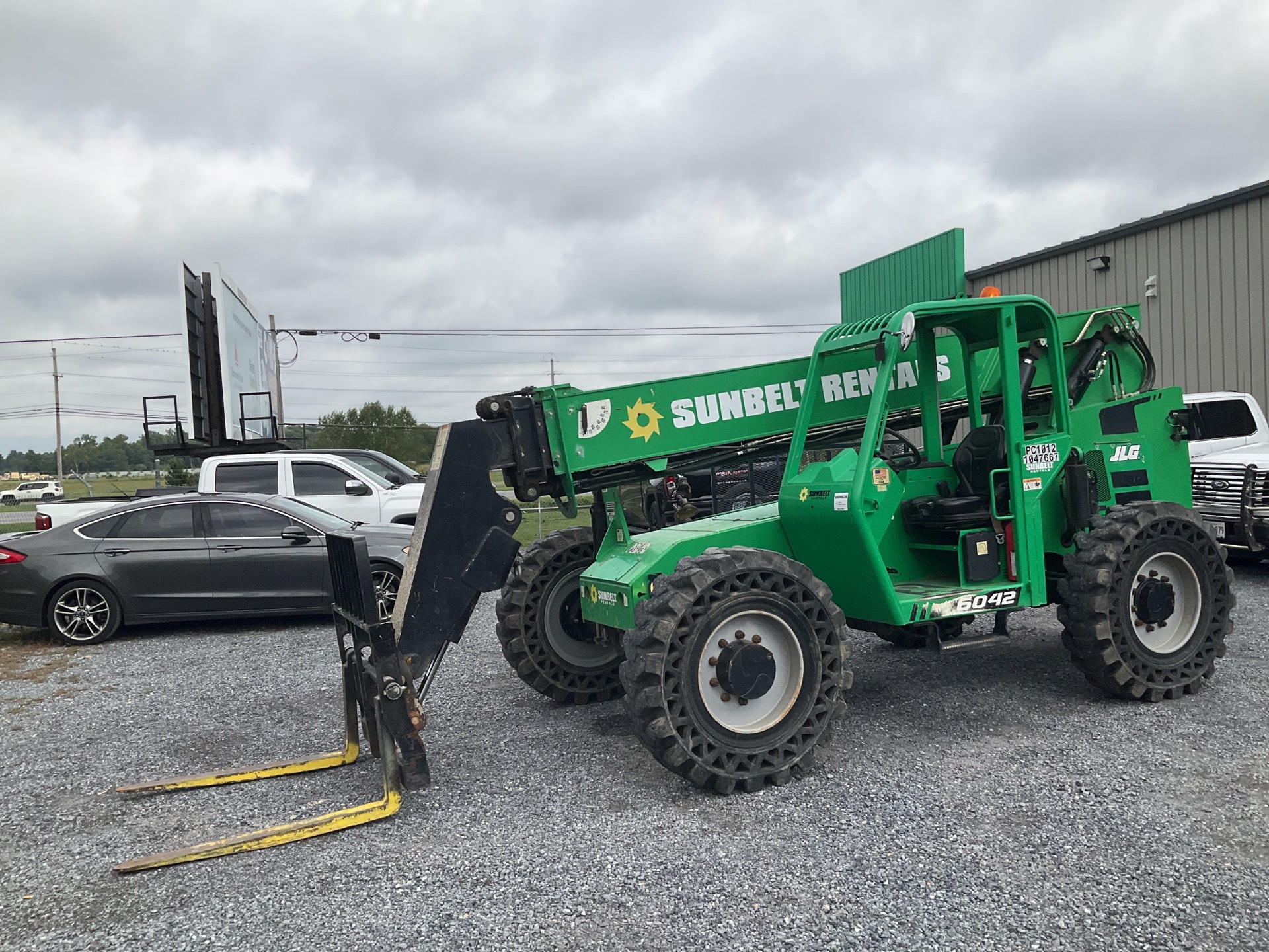 2017 SkyTrak 6042 Telehandler
