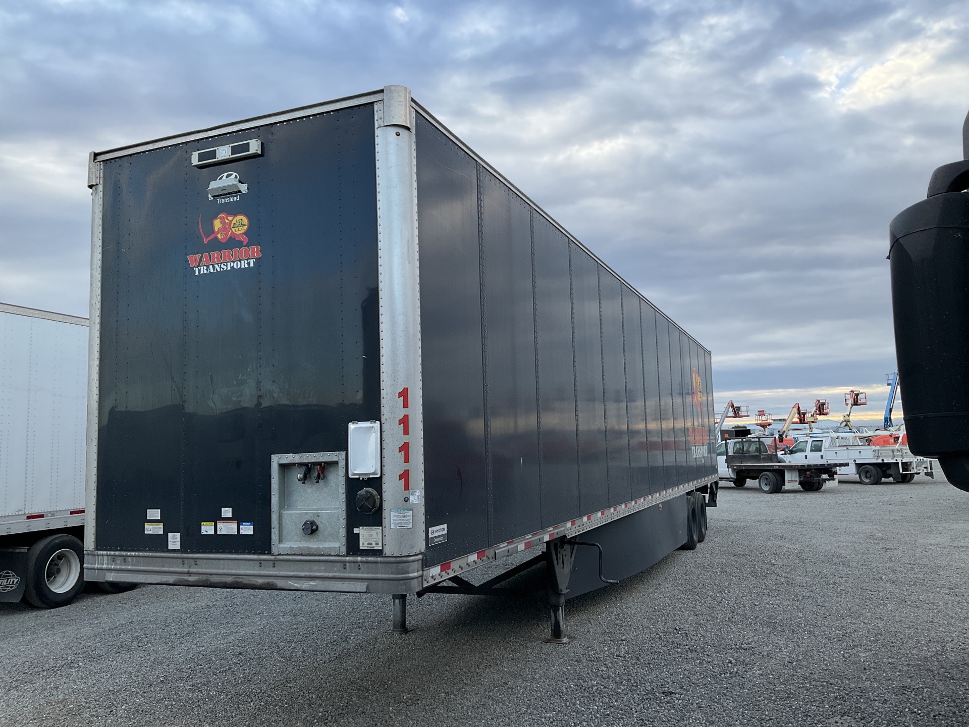 2022 Hyundai VC2530212-AJS 53 ft x 102 in T/A Van Trailer