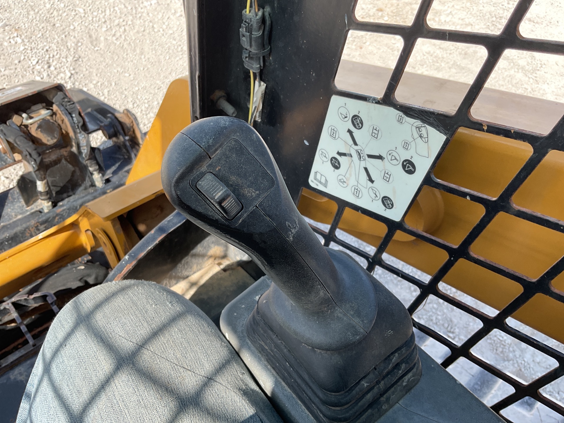 Photo - 25
