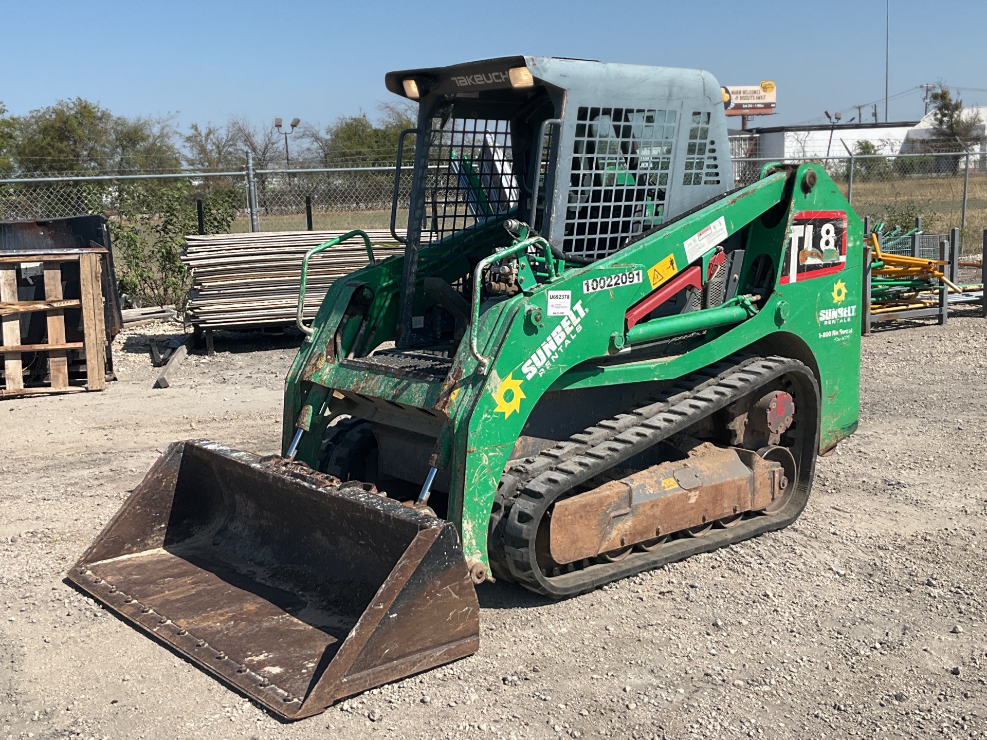 2017 Takeuchi TL8 Compact Track Loader