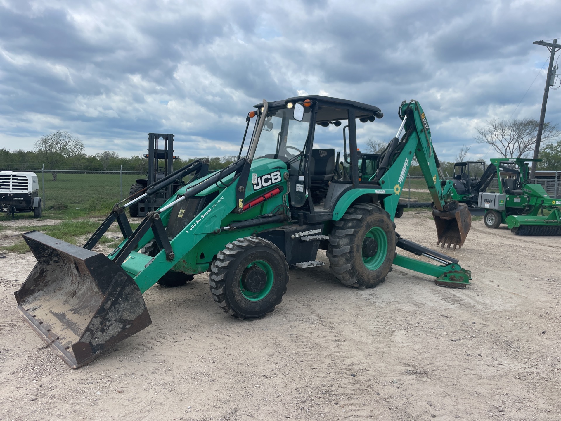 2017 JCB 3CX 4x4 Backhoe Loader