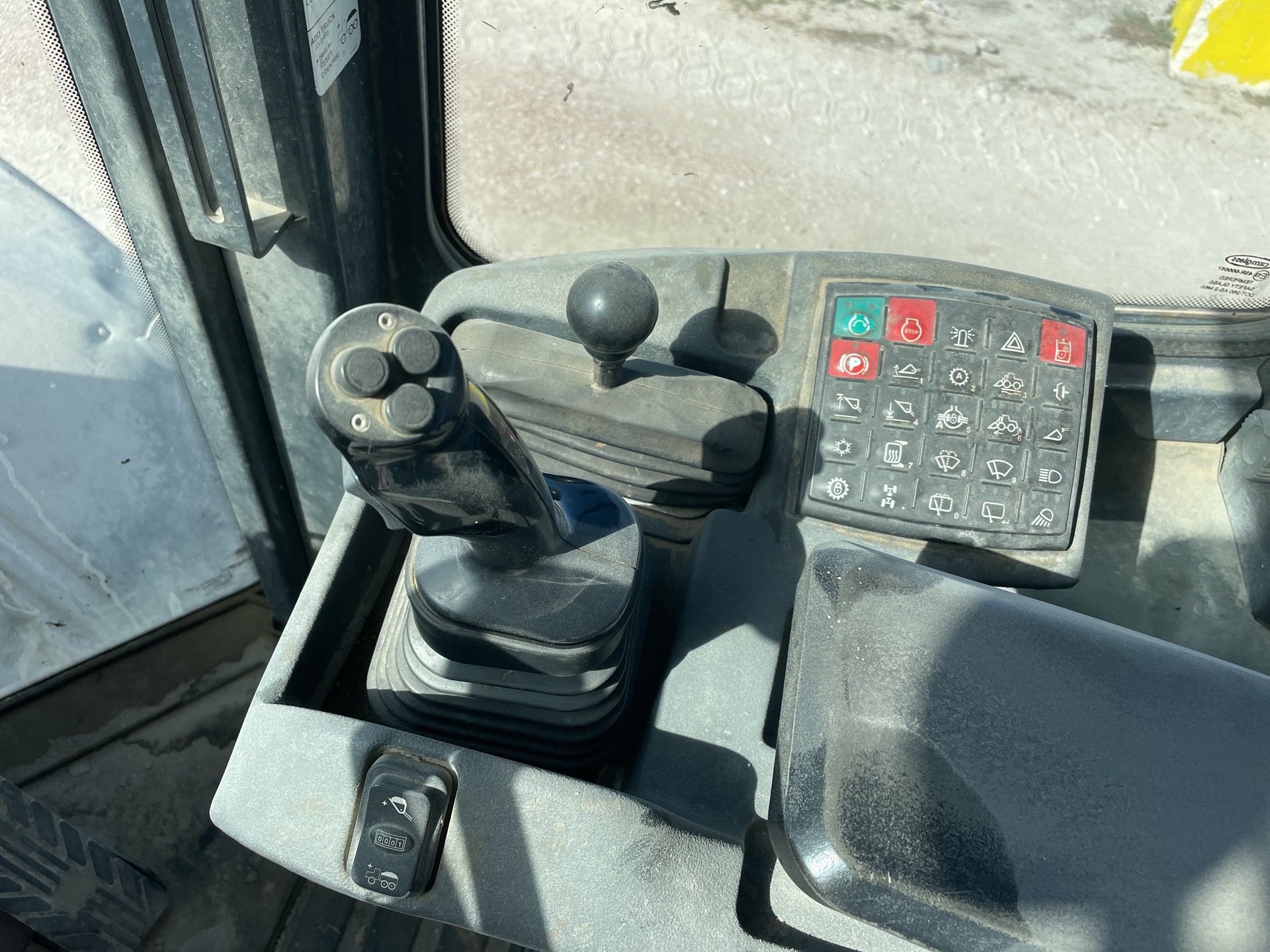 Photo - 25