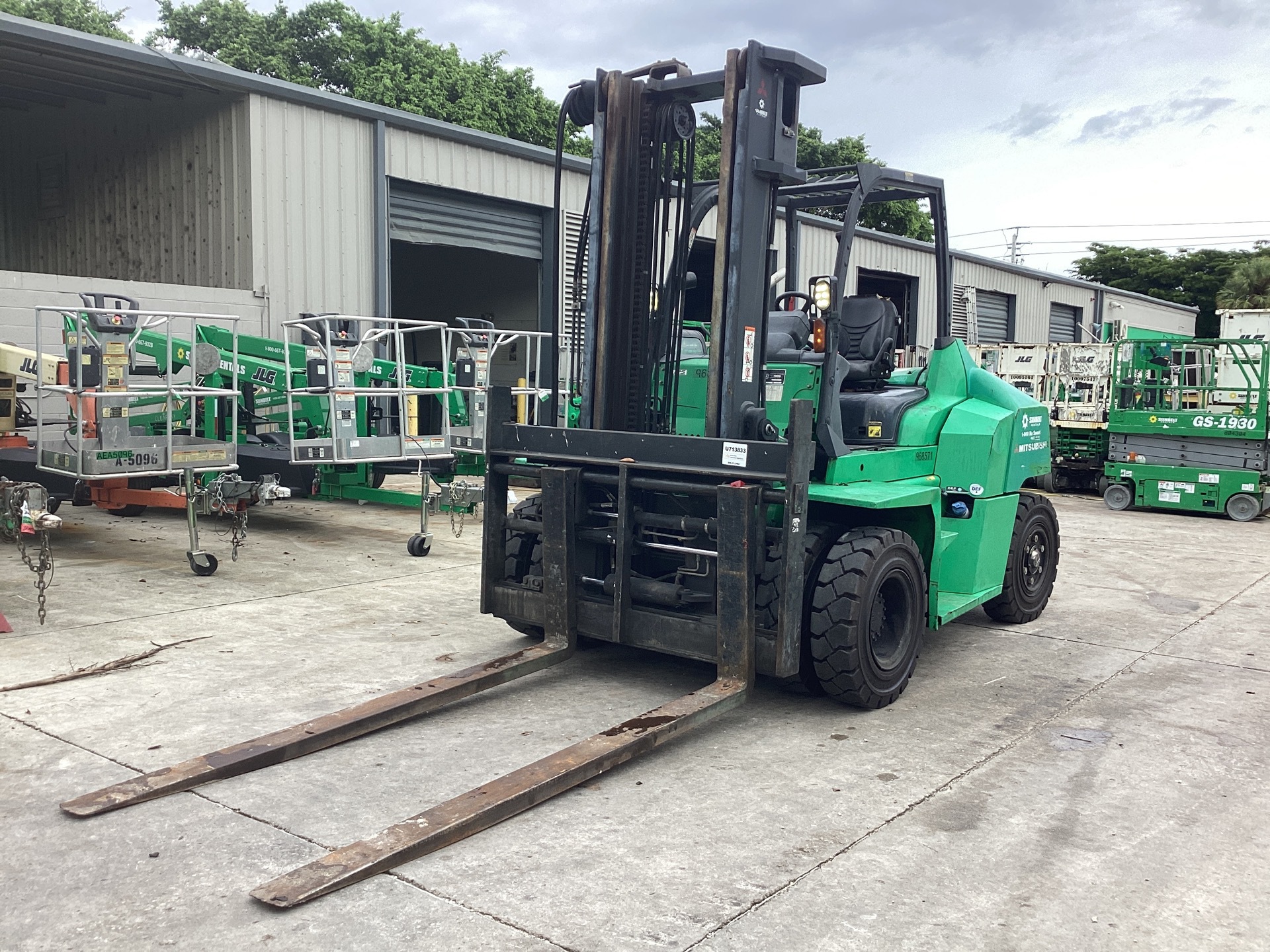 2017 Mitsubishi FD70N 9000 lb Pneumatic Tire Forklift