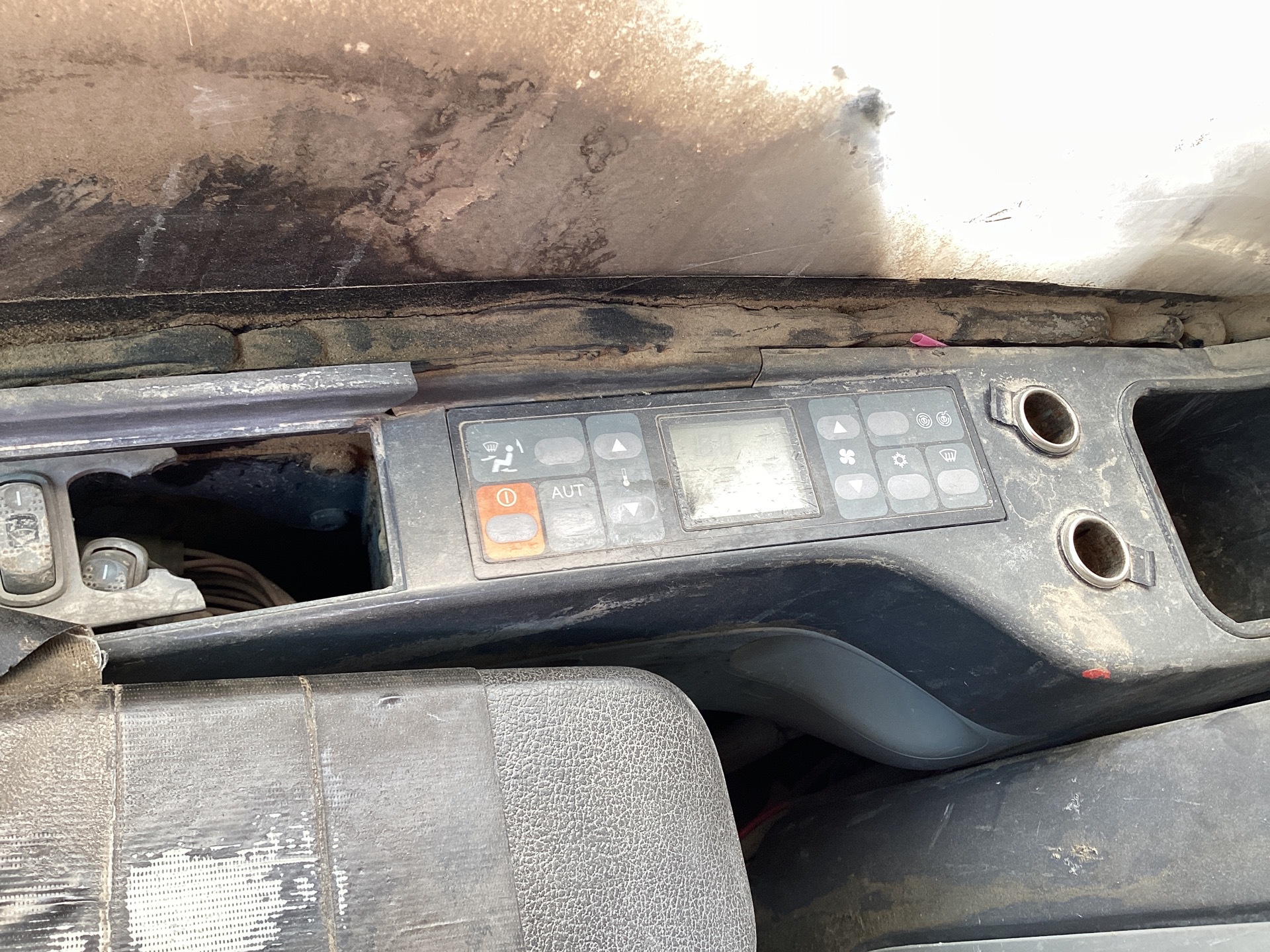 Photo - 27