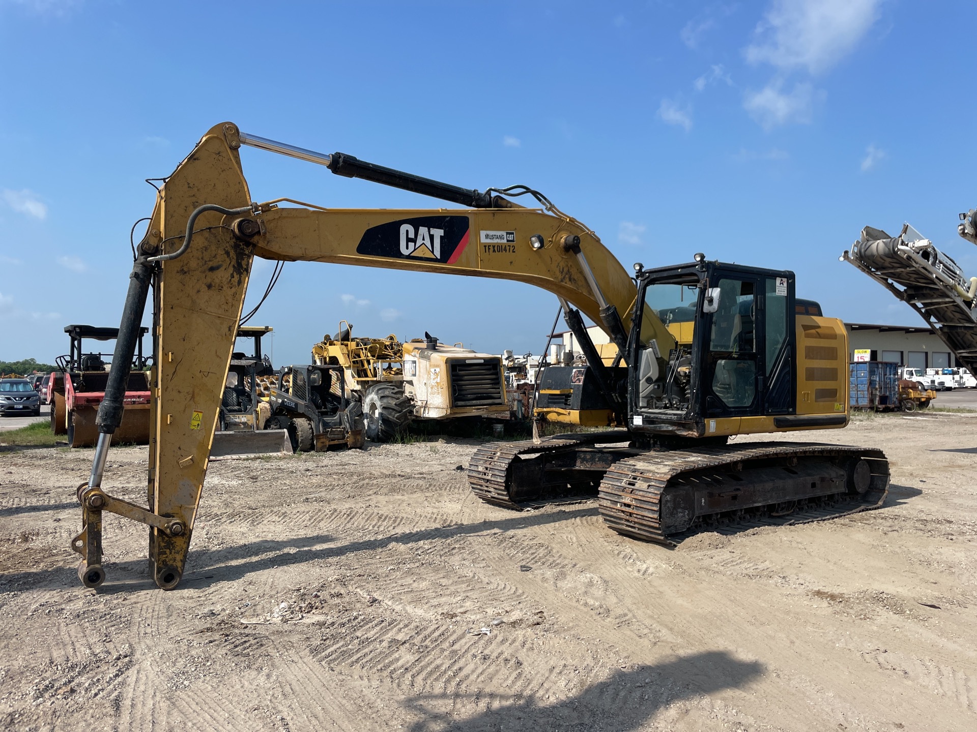 2015 Cat 320E LRR Tracked Excavator