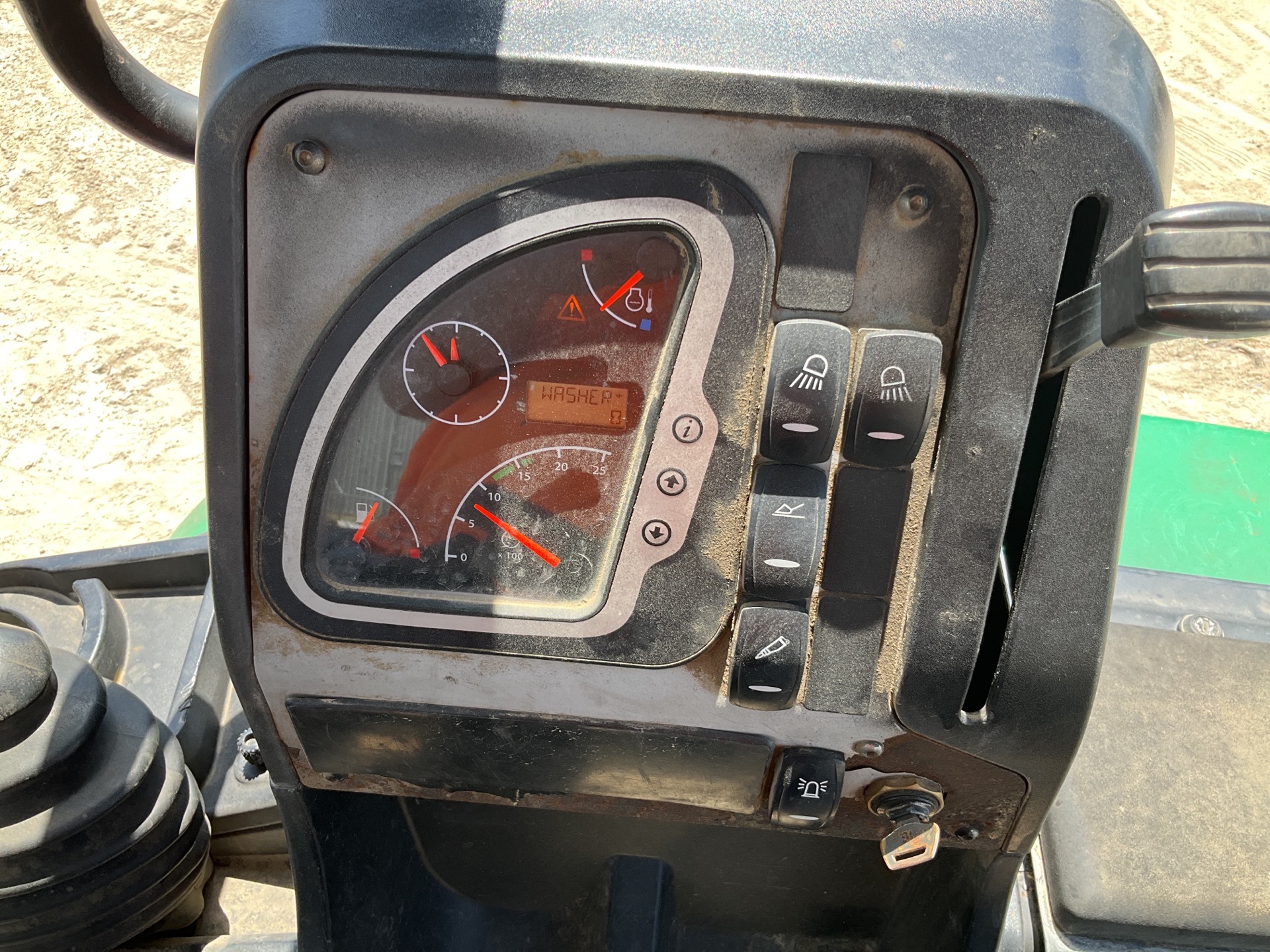 Photo - 25